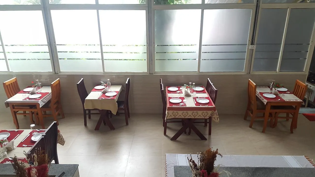 **  Tree Blanche Hotel Munnar India